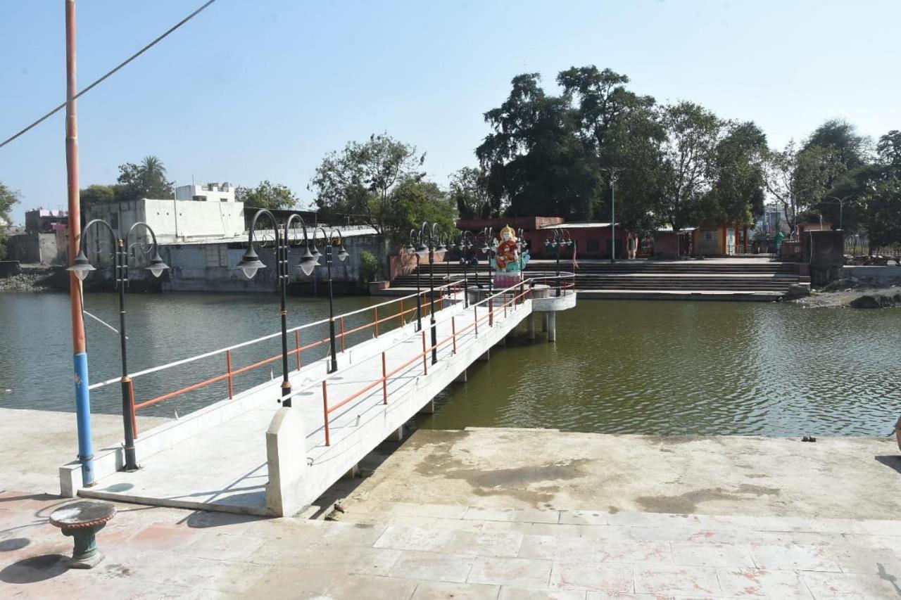 Hotel Shivanjali Palace Ujjain Exterior photo